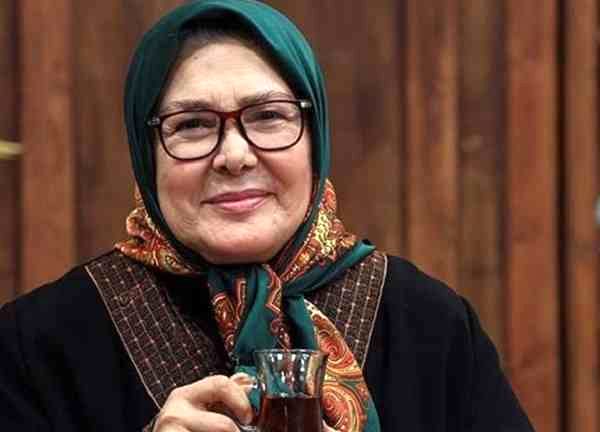 آفرین عبیسیِ ۲۰ ساله در کنار ناصر ملک مطیعی