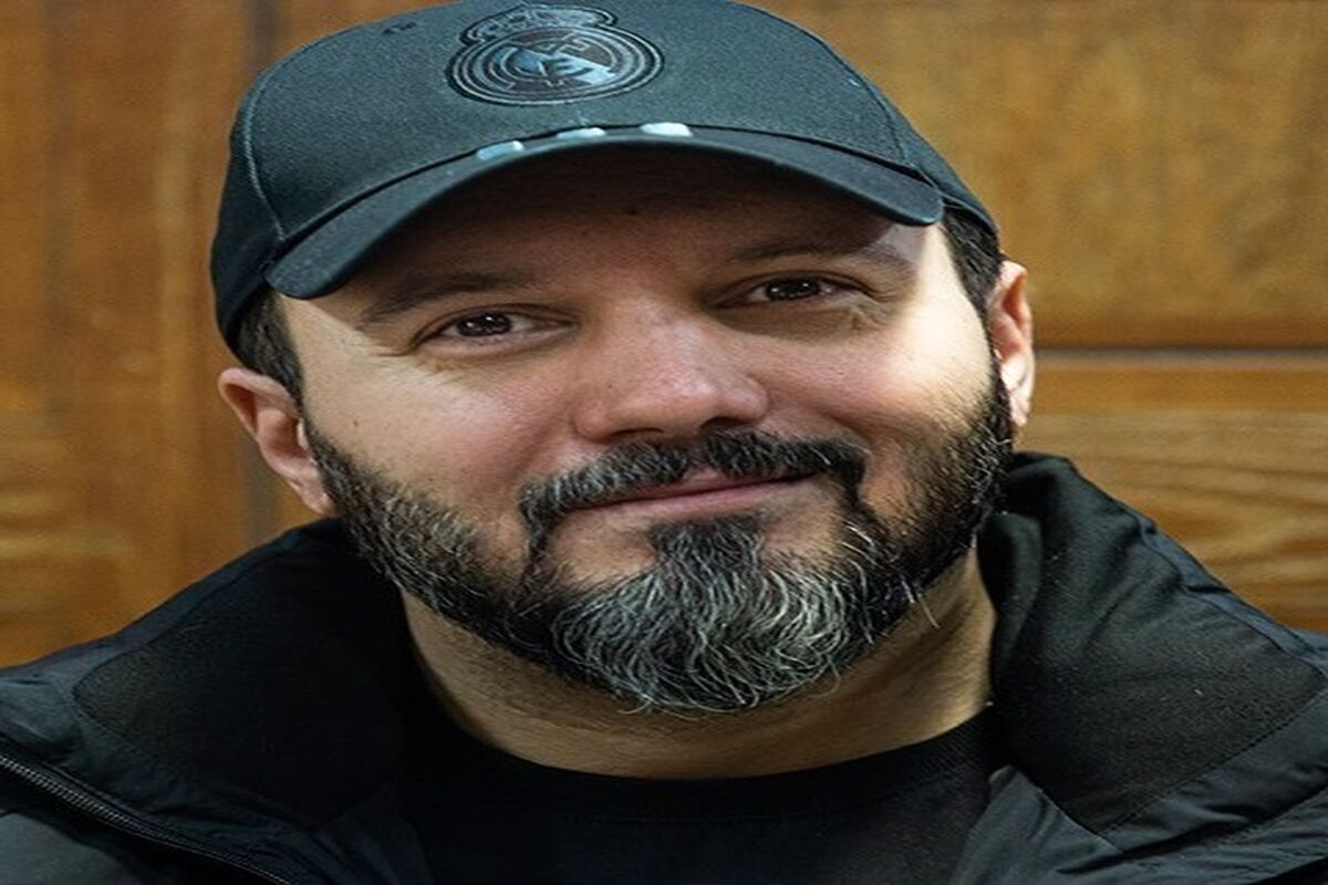 رجز کامبیز دیرباز برای سام درخشانی؛صدرنشین کی بودی تو؟!+عکس