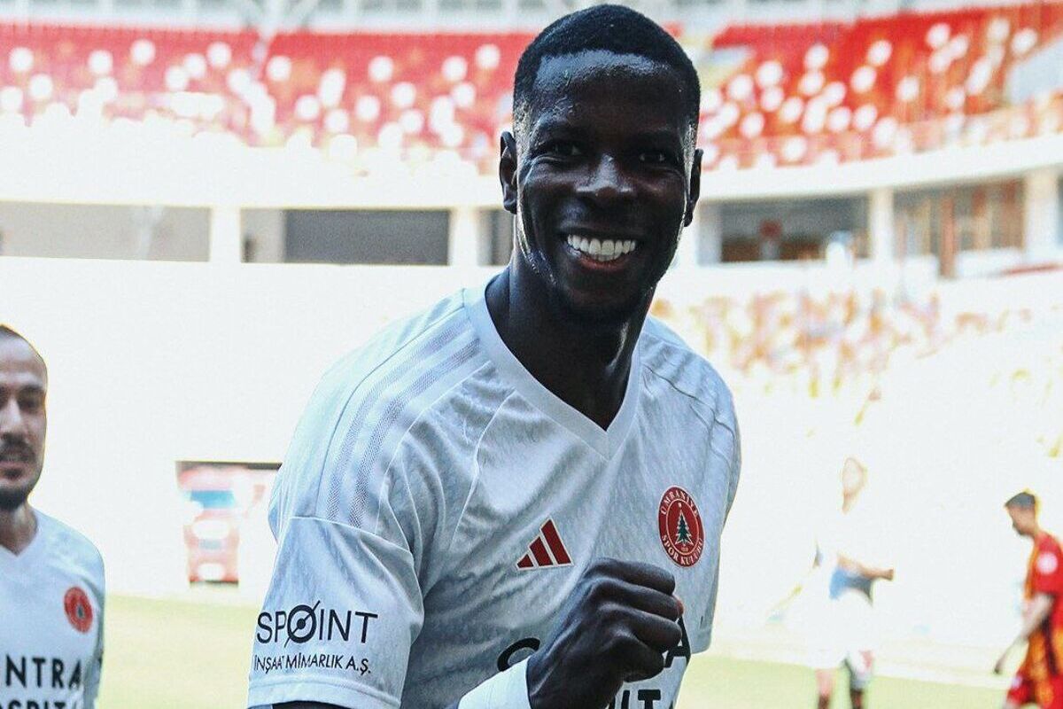 جشن گلزنی در اولین بازی پس از اخراج از پرسپولیس 