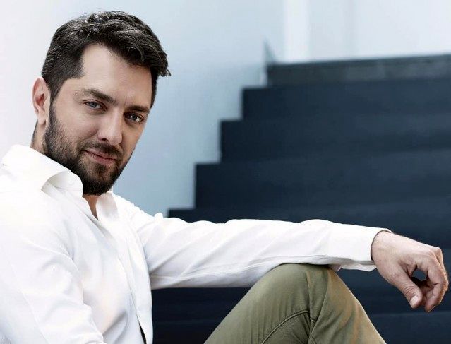 تصاویر لاکچری و جنجالی بهرام رادان در خارج از کشور