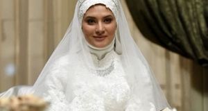 «ساناز سعیدی» سریال «بوی باران» با چهره واقعی/ عکس