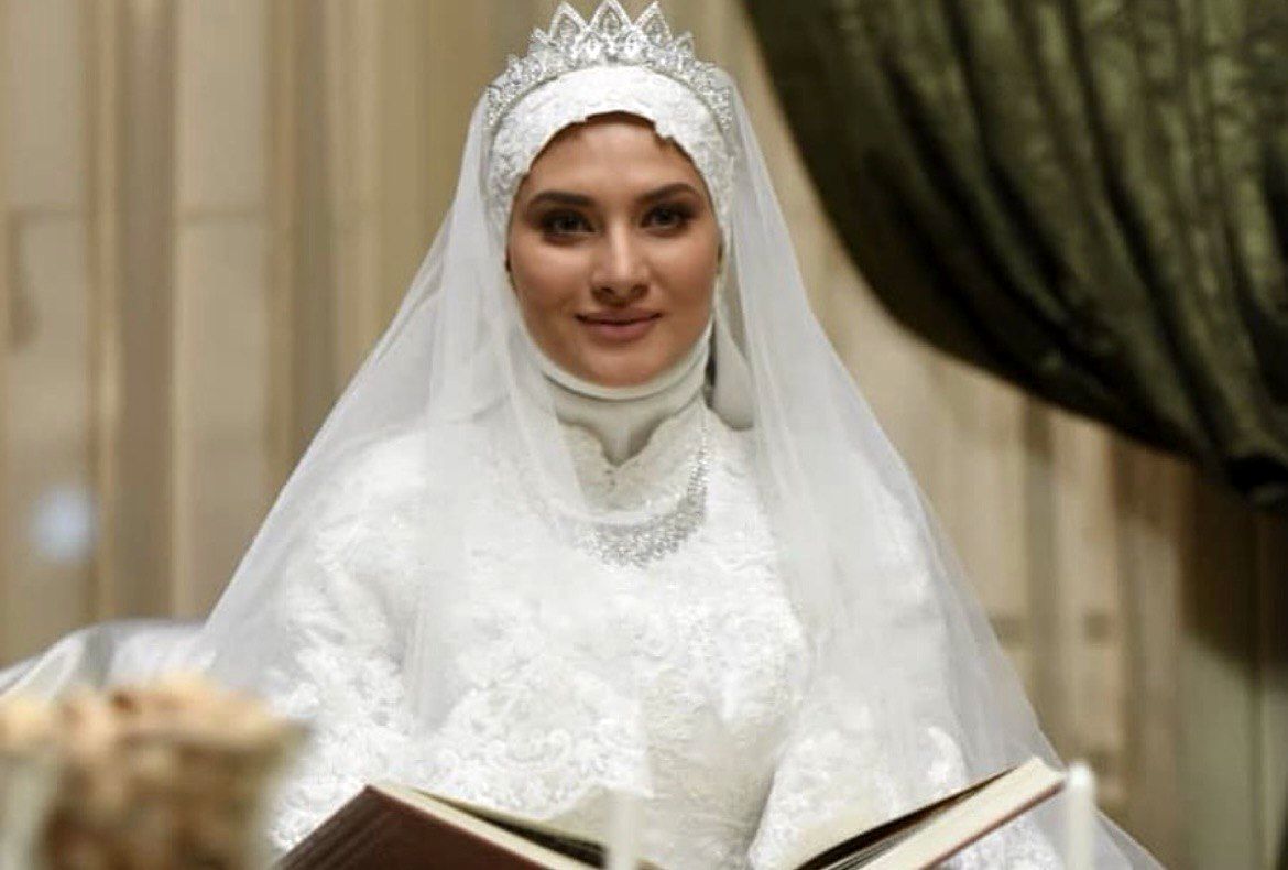 «ساناز سعیدی» سریال «بوی باران» با چهره واقعی/ عکس