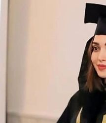 شوآف بهنوش طباطبایی با بادیگاردش/ فیلم