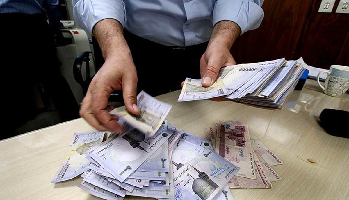 بازار داغ دلالی وام‌های فوری با سودهای فوق نجومی و بالا 


