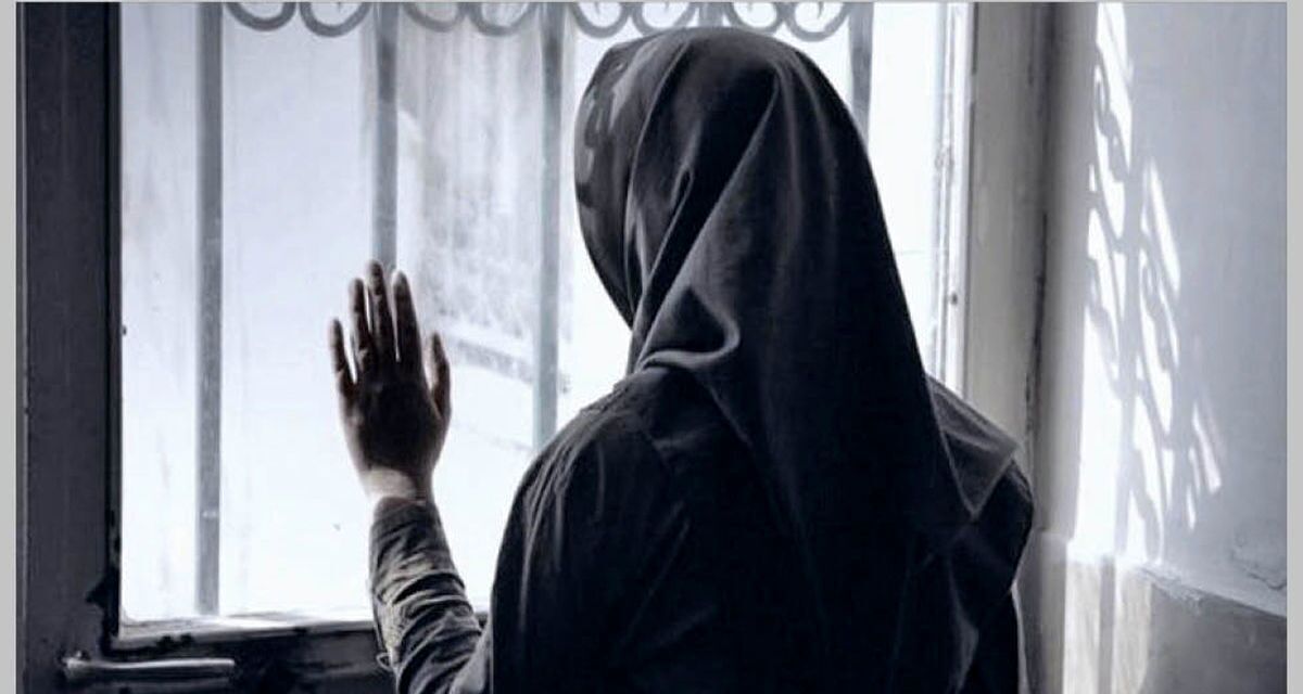 دختر ۱۴ ساله ؛ معلم ریاضی و مادرم باعث شدند از خانه فرار کنم و سر از پارتی‌های شبانه در آورم!