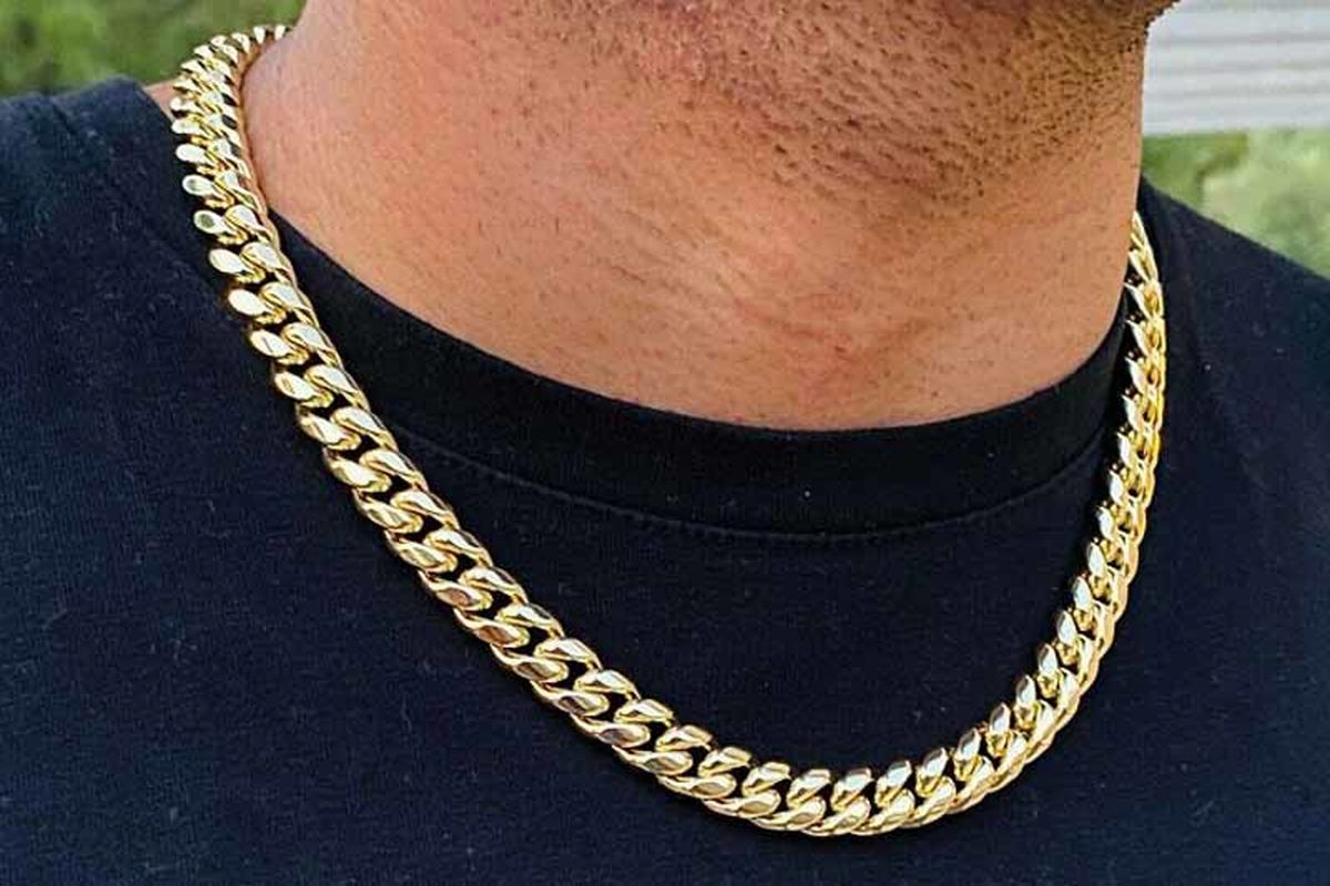 قتل فجیع با قمه بخاطر  زنجیرطلا