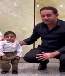 کار خیلی بزرگ کوتاه‌قدترین مرد جهان در بوکان!