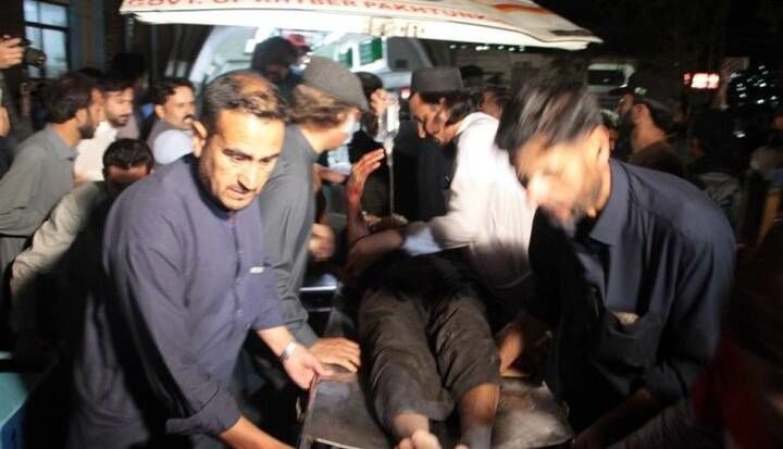 انفجار مهیب در پاکستان | 62 نفر کشته و زخمی شدند