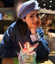 جشن تولد خاصِ خانم بازیگر در فضایی کریسمسی