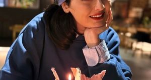 جشن تولد خاصِ خانم بازیگر در فضایی کریسمسی