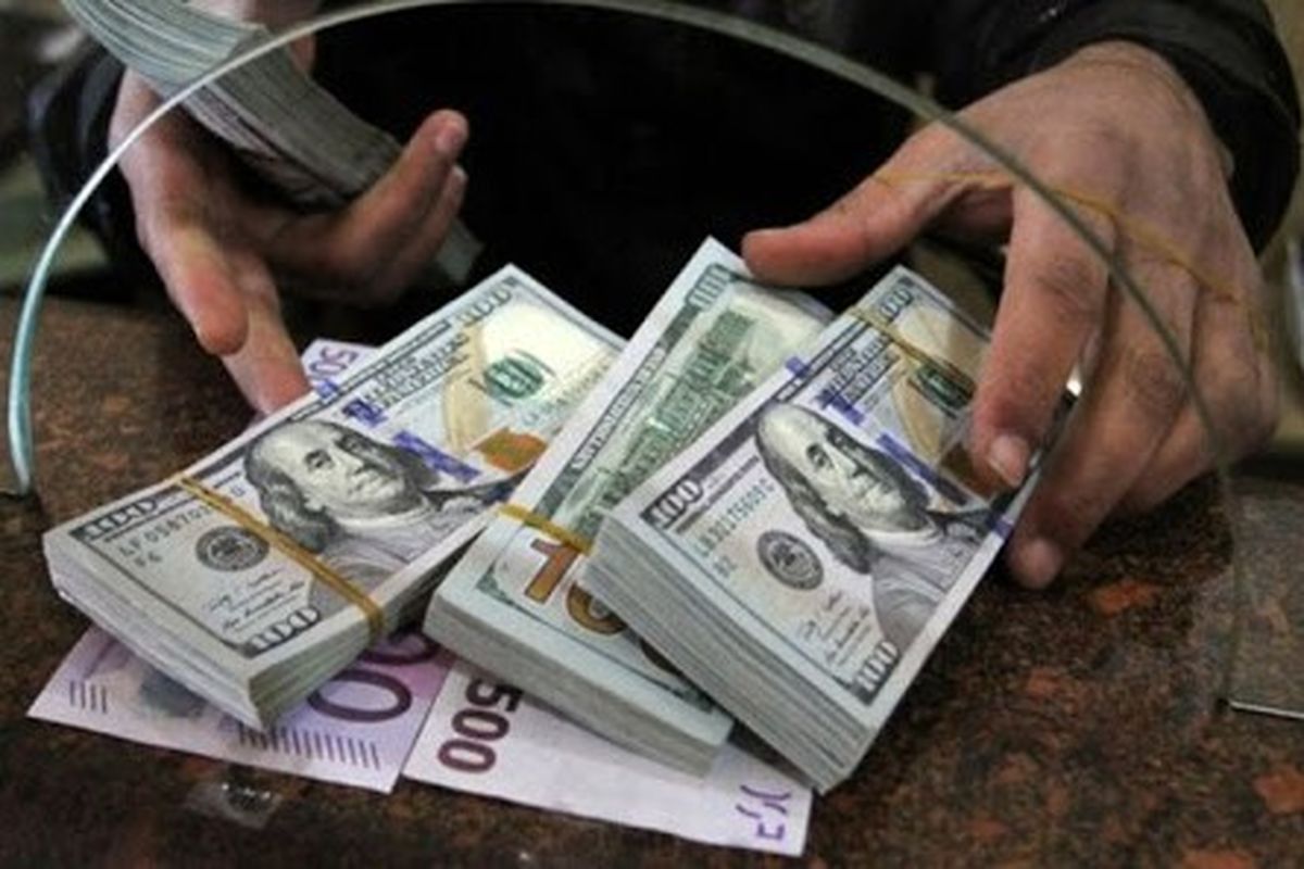 دلار صدرنشین ارزهای جهان شد
