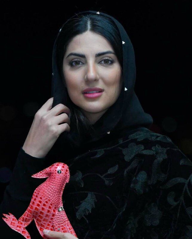 کار عجیب هلیا امامی/ عکس