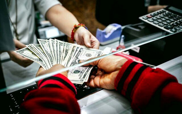 پیش بینی قیمت دلار با توجه به اتفاقات برجامی اخیر