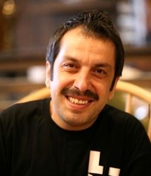 تبریک عباس جمشیدی‌فر به آنا د آرماس!/ فیلم