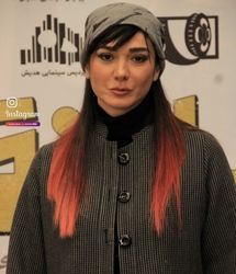  استایل کژوال مینا وحید با اکسسوری جذاب