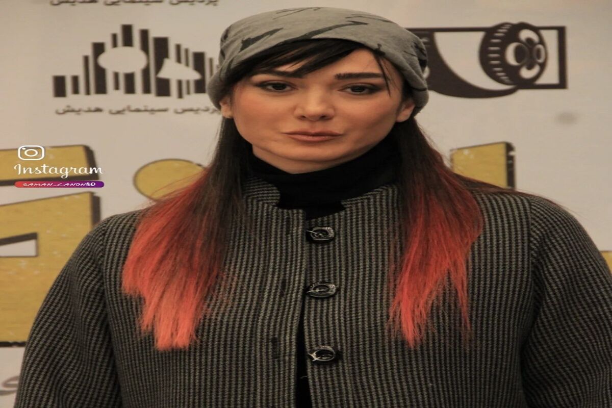  استایل کژوال مینا وحید با اکسسوری جذاب
