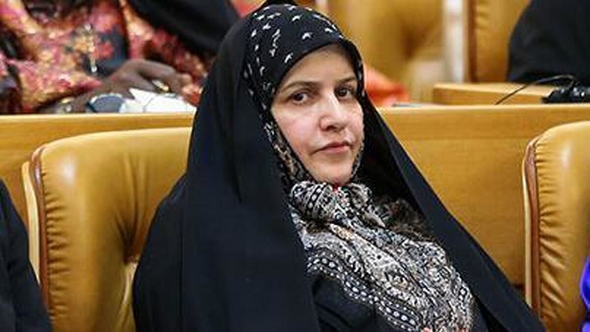  تصویری از همسر شهید ابراهیم رئیسی بعداز بازگشت به دانشگاه