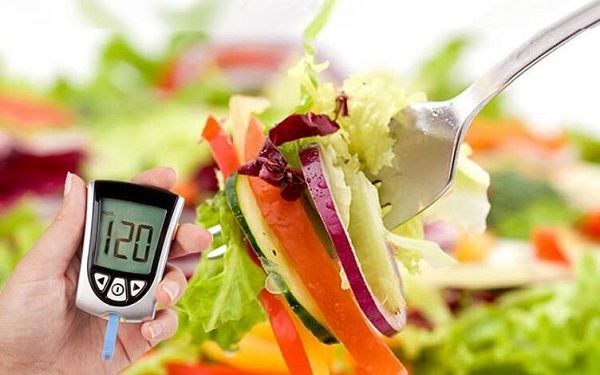 کاهش قند خون بالا با استفاده از خوراکی‌های خوشمزه