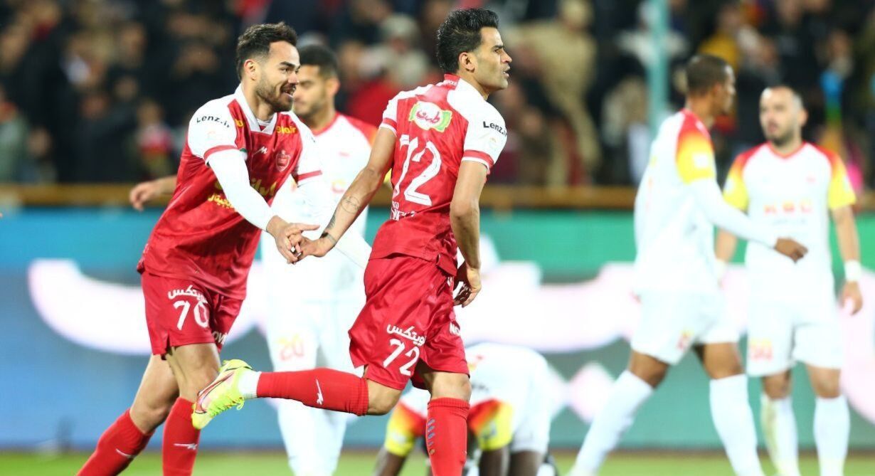 دسته‌گل مورایس و نکونام تقدیم به پرسپولیس!