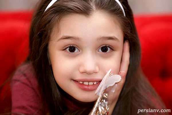 عکس وایرال شده از دختر بنیامین بهادری و خاله‌اش