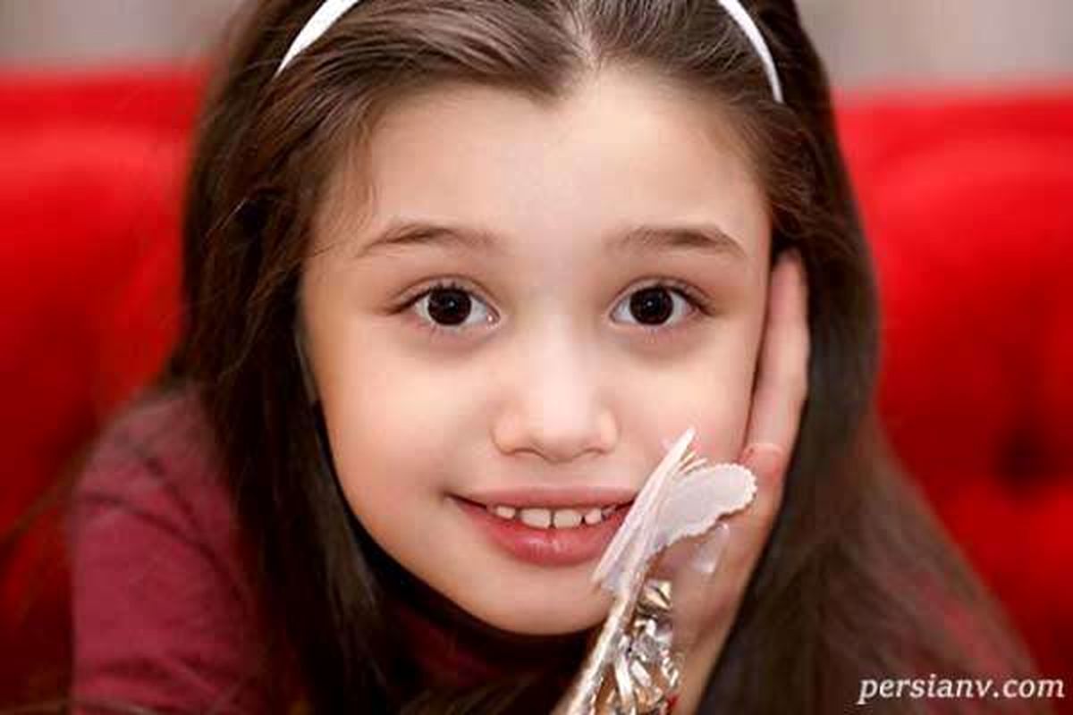 عکس وایرال شده از دختر بنیامین بهادری و خالهاش