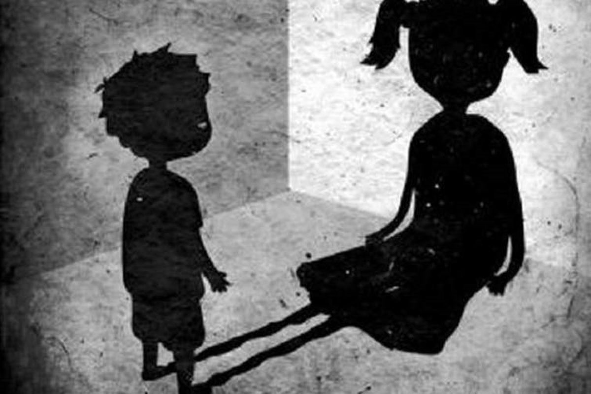 پای درد و دل فردی که ترنس بود/ همکلاسی‌هایم به من دست درازی می‌کردند!