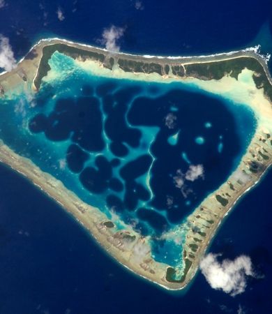 جزیره جنجالی اپستین کجاست؟