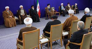 رهبر انقلاب: نامه آیت الله میلانی به امام(ره) در اوایل دهه ۴۰،یک سند معتبر تاریخی است