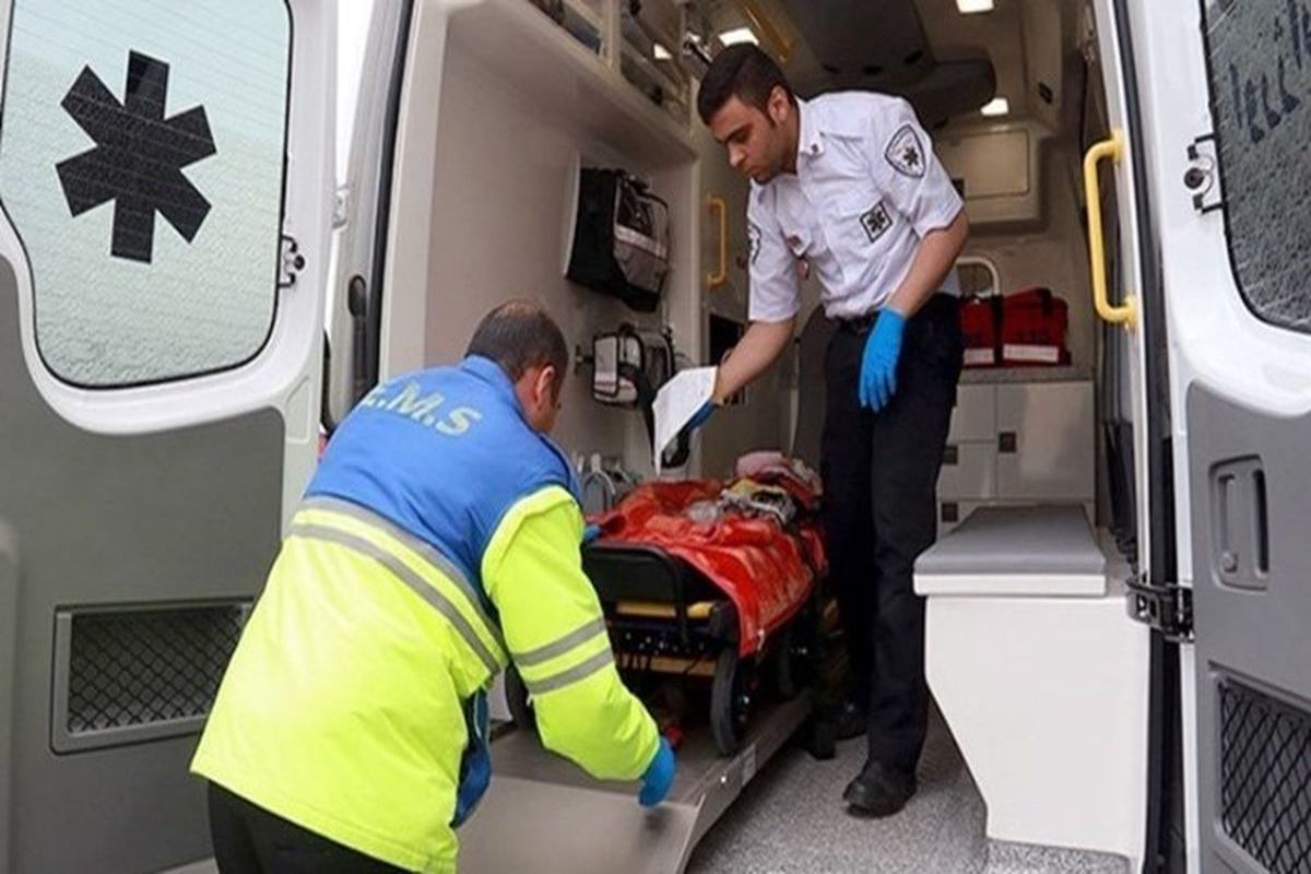 تصادف سرویس مدرسه و مجروح شدن دانش آموزان