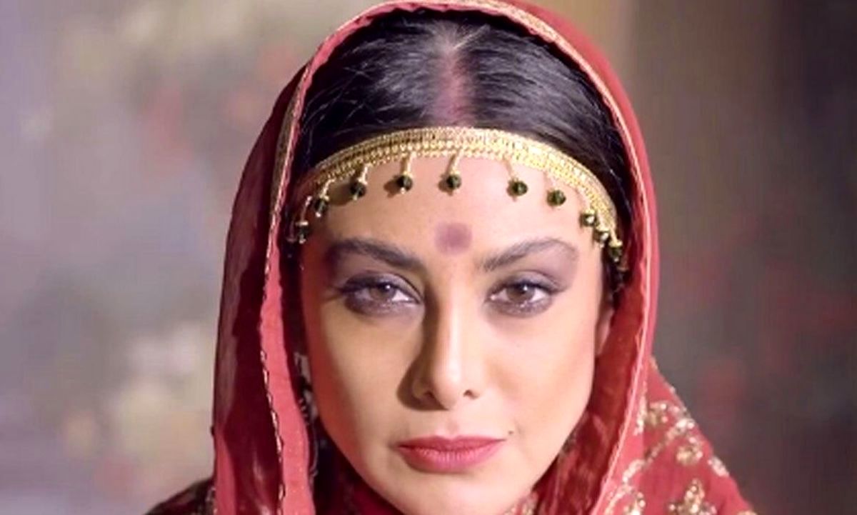 رقص جنجالی آزاده صمدی در سریال «سووشون»/ فیلم