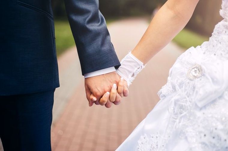 مادر شوهر زرنگ راز عجیب عروس را برملا کرد!