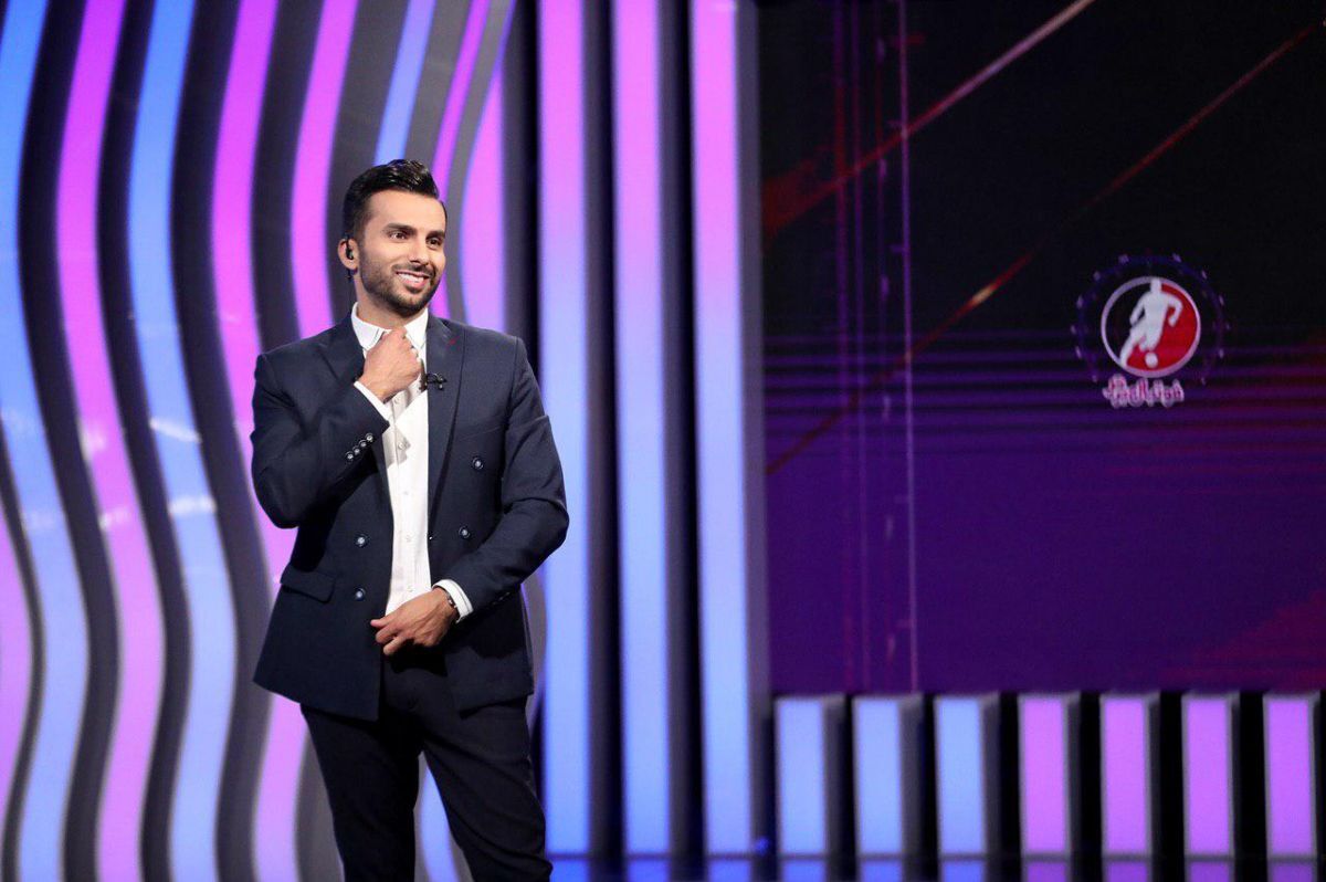 وقتی مجری جنجالی تلویزیون برای تیم‌ملی نسخه می‌پیچد