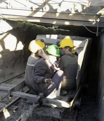 ریزش هولناک یک معدن در بافق؛ 24 کارگر ‌محبوس شدند