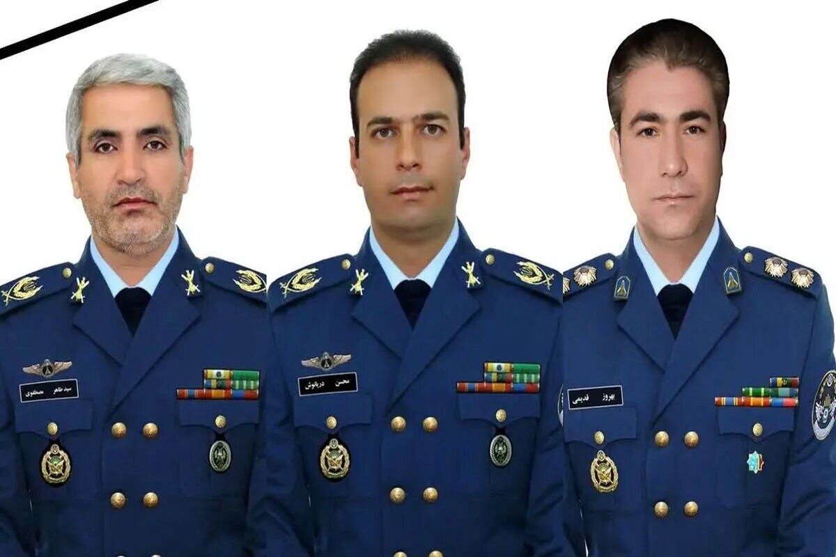 لحظات جانسوز ادای احترام دختر خلبان بالگرد رئیس جمهور به تابوت پدر +ویدئو