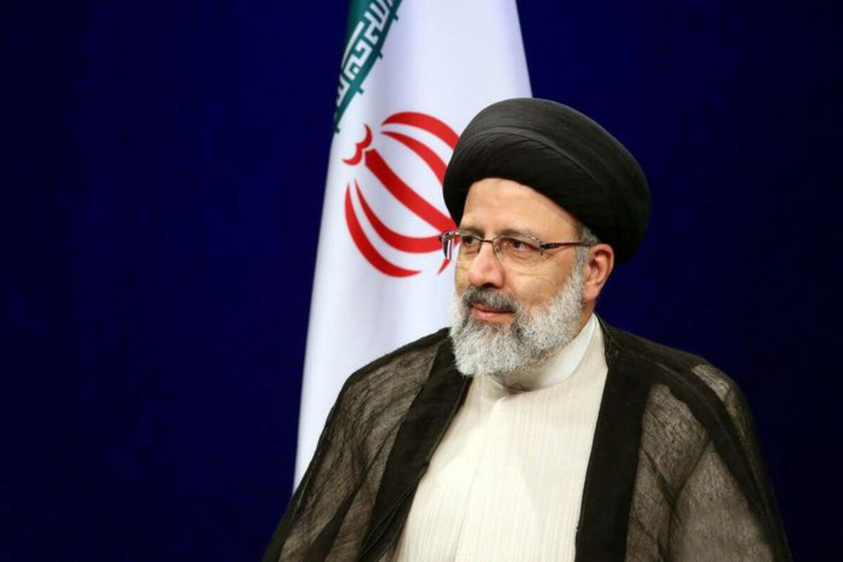  رئیسی با خواننده ممنوع‌الکار ملاقات کرد+عکس