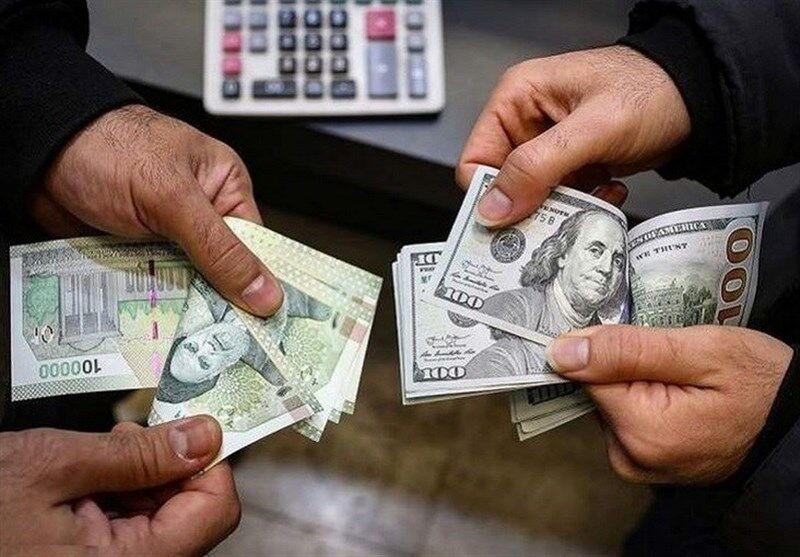 آیا خرید و فروش ارز در بازار آزاد جرم‌ است؟/ آدرس غلط نماینده مجلس در مورد قاچاق ارز