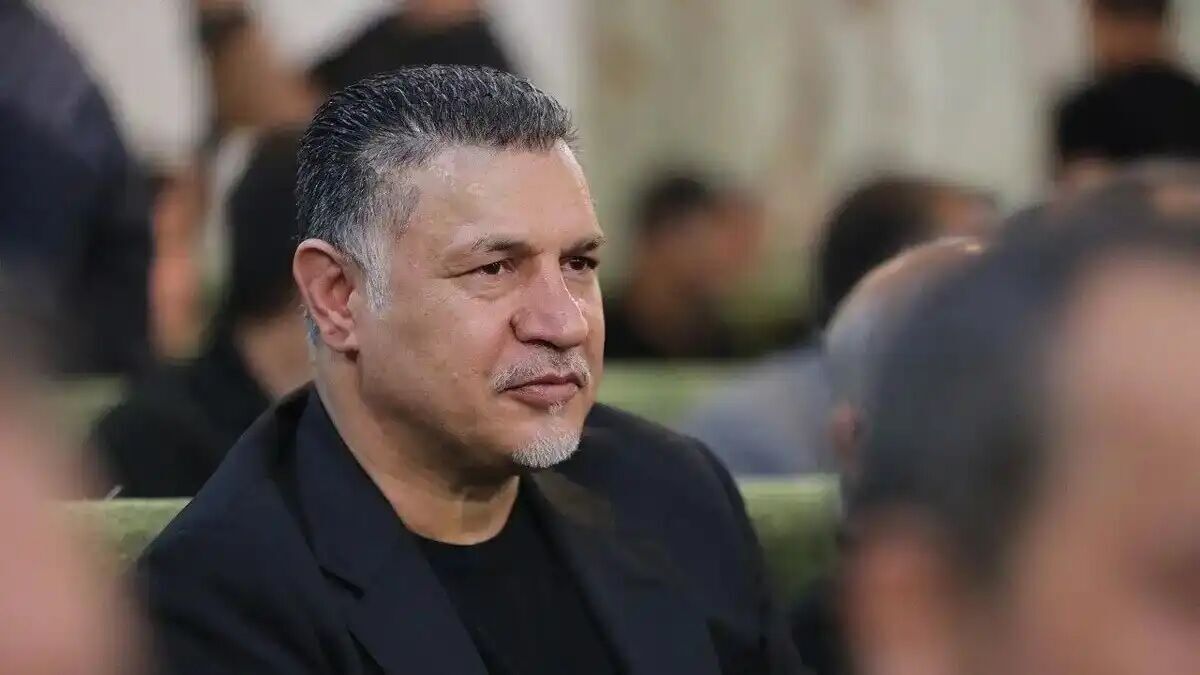 علی دایی: خدا کند که بمیرم و وطن فروش نباشم!