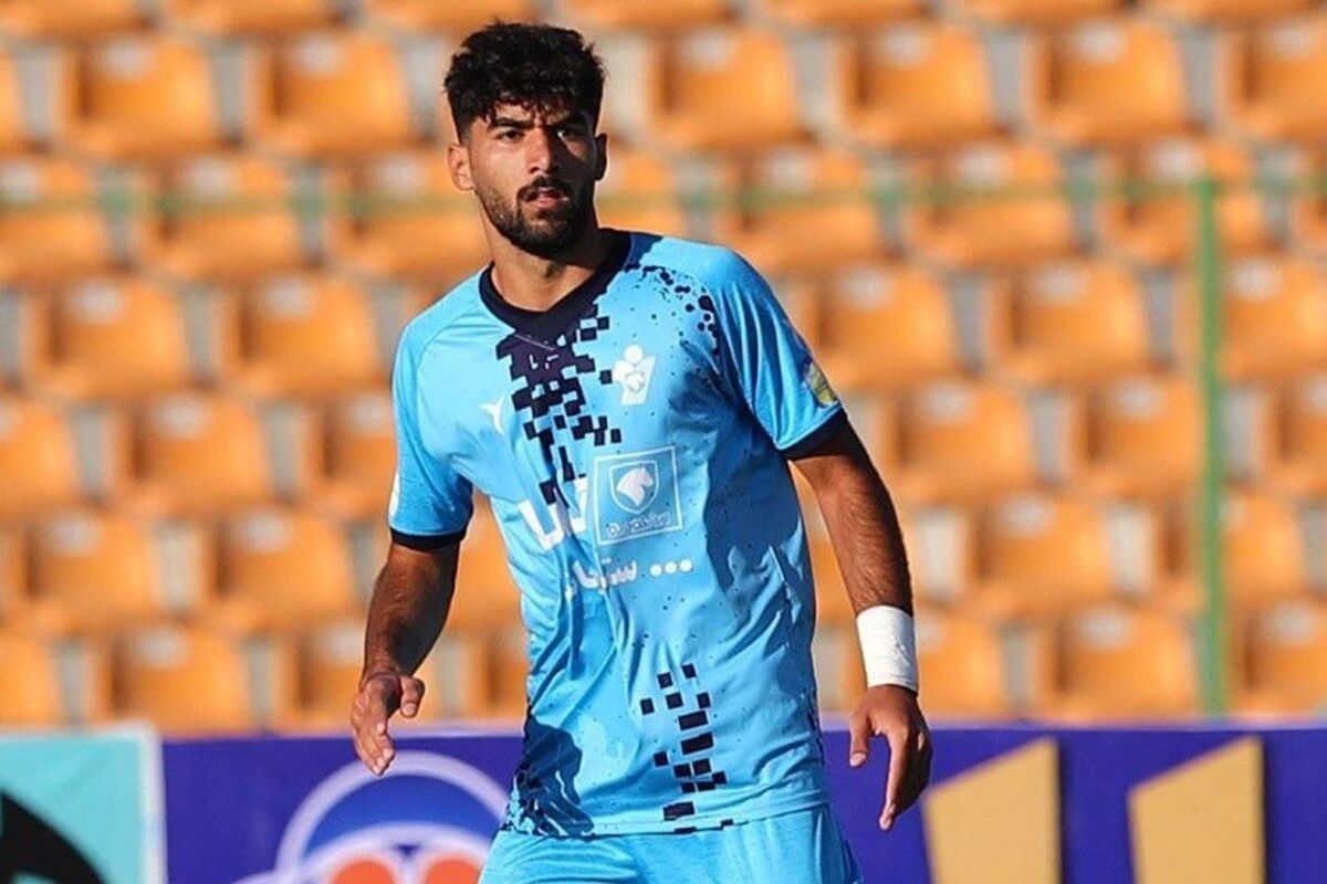 بازیکن تیم ملی در دو راهی پرسپولیس و استقلال