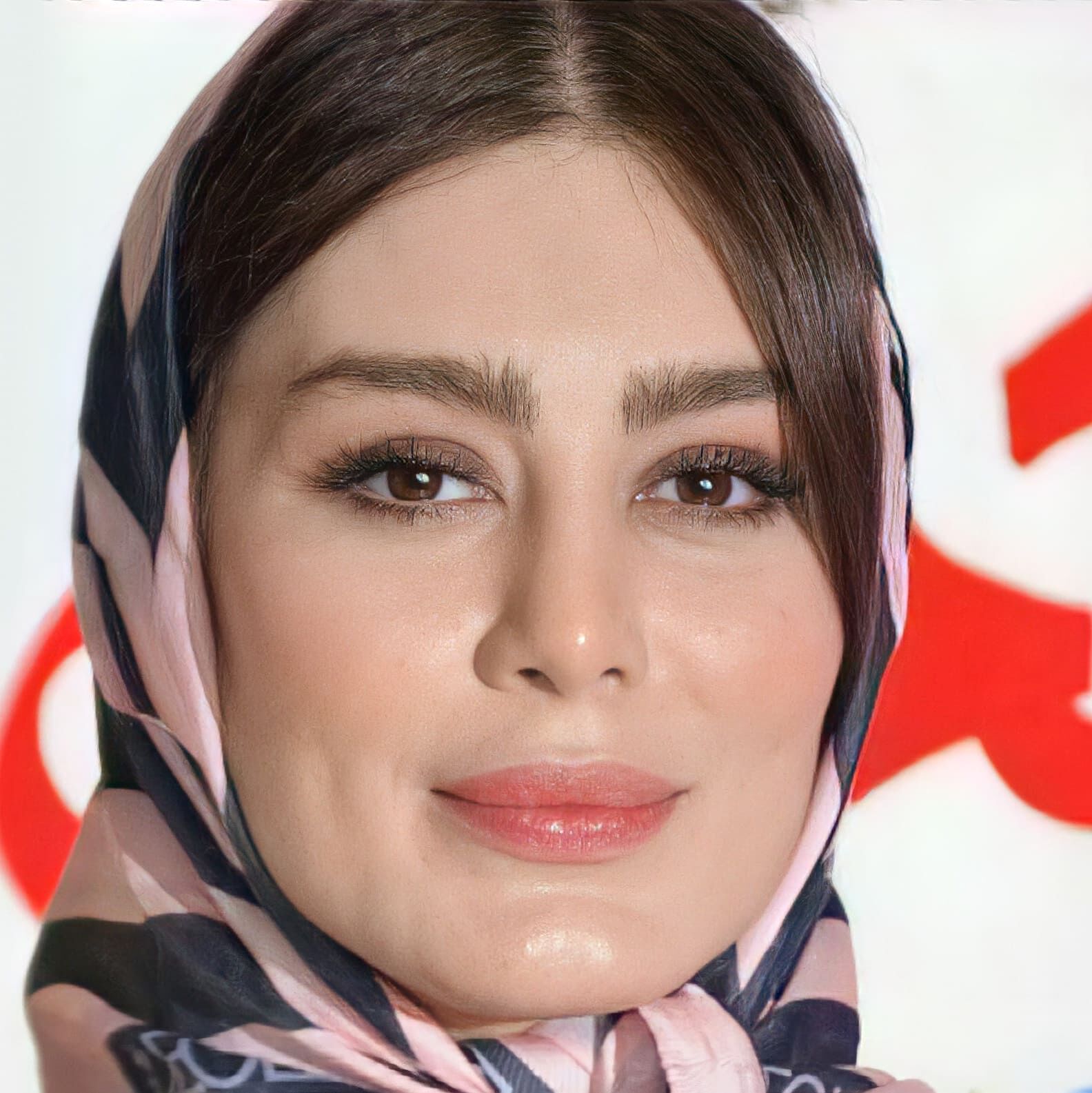لایو جنجالی سحر قریشی درباره تتلو / سحر قریشی بعد از این همه آبرو ریزی به ایران برمی گردد + فیلم