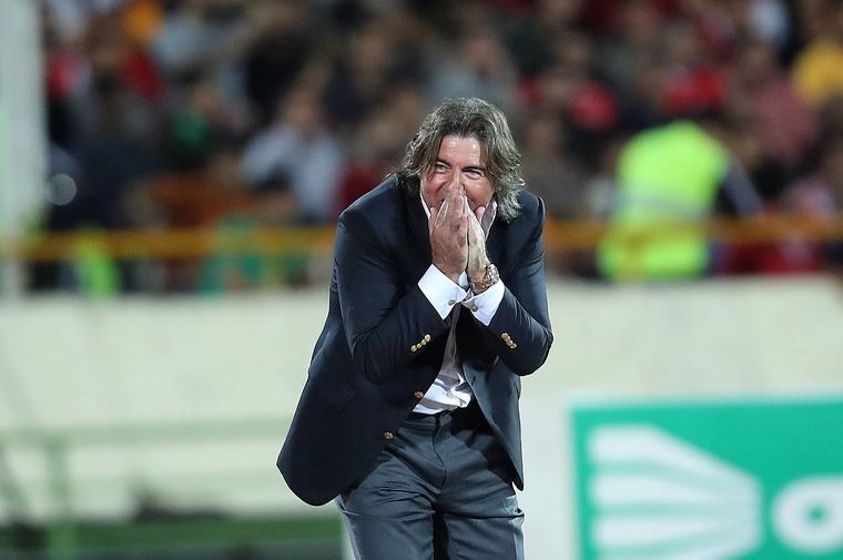 گرد و خاک ساپینتو در استقلال