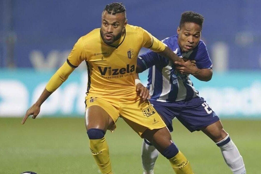 دردسر پرسپولیس برای جذب مهاجم برزیلی