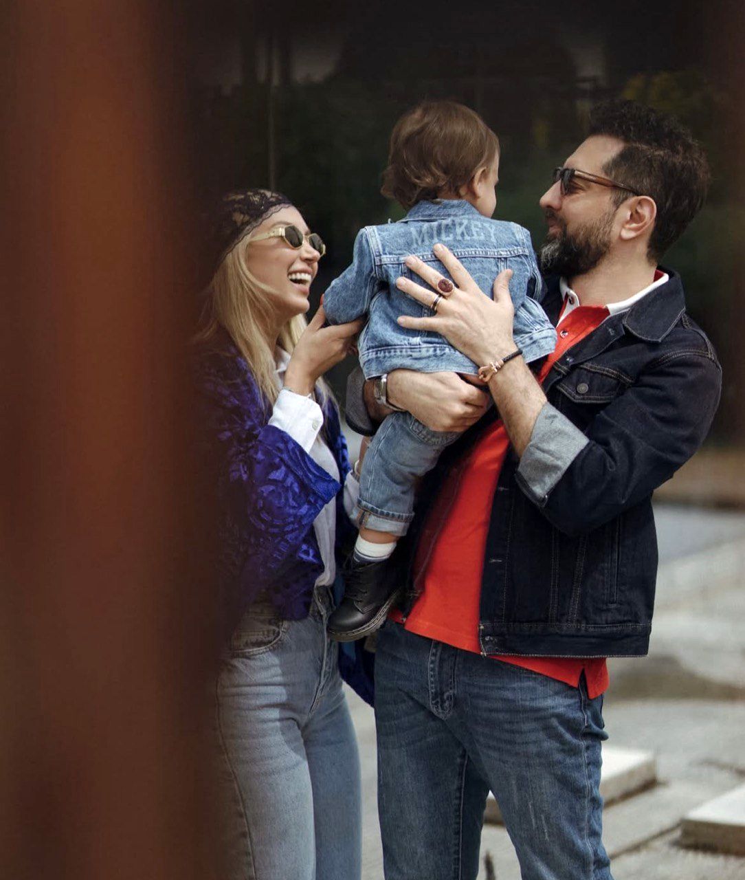 جشن سالگرد ازدواج بهرام رادان و همسرش با حضور پسرشان!