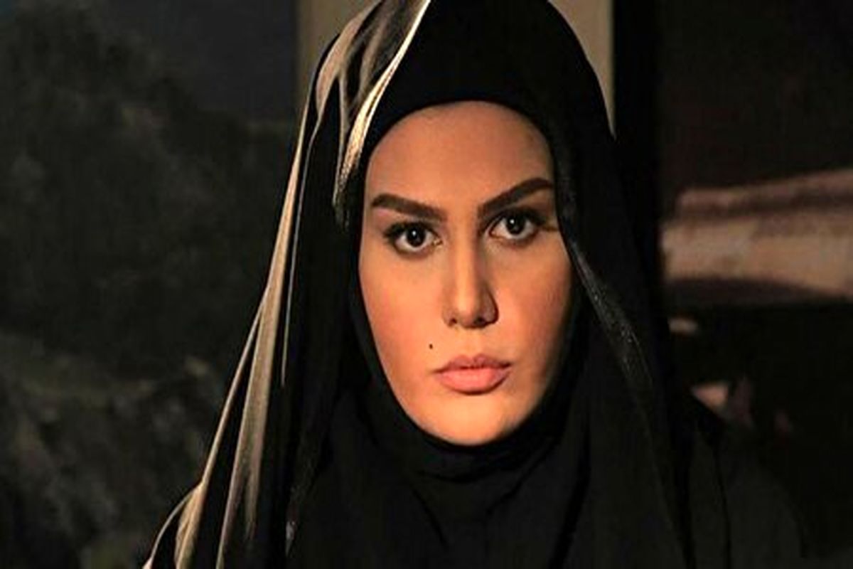 رز رضوی با یک استایل سیاه و سفید خودنمایی کرد