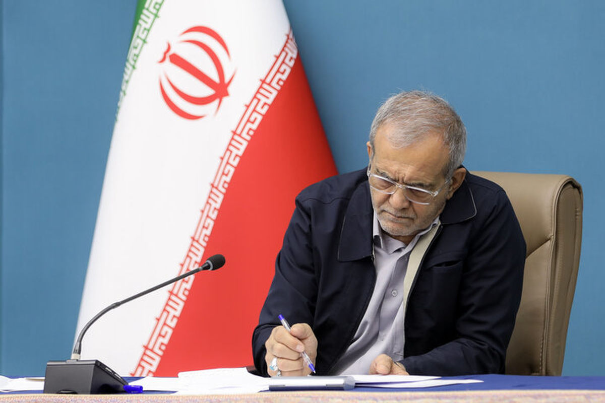 یک عکس تعجب آور از وزیر ورزشِ پیشنهادی رئیس جمهور

