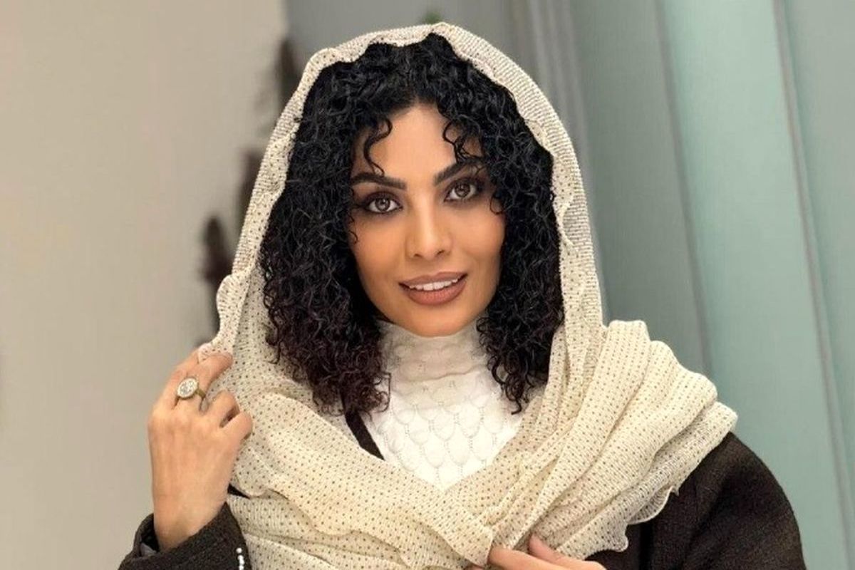 صحرا اسداللهی در این عکس جذابیتش را حسابی به رخ کشید