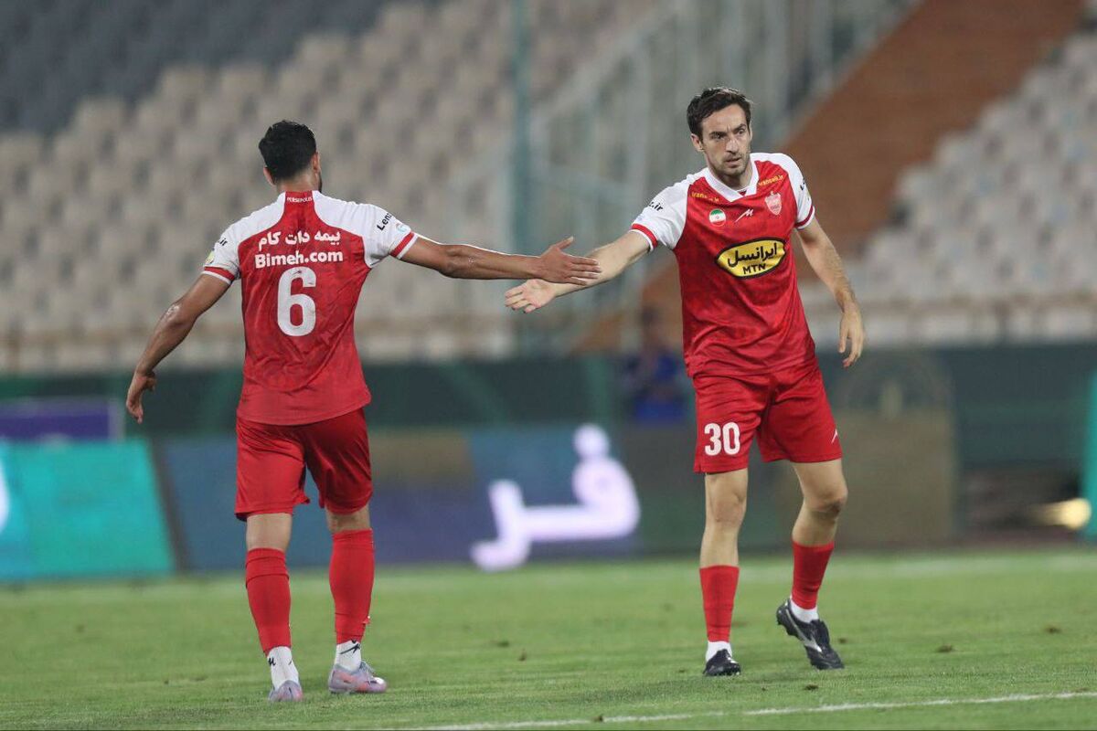 پنالتی‌زن پرسپولیس مشخص شد