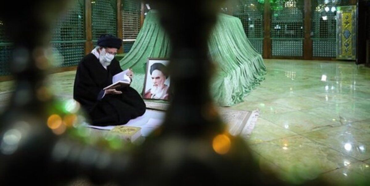 حضور رهبر انقلاب در مرقد بنیان‌گذار انقلاب اسلامی 