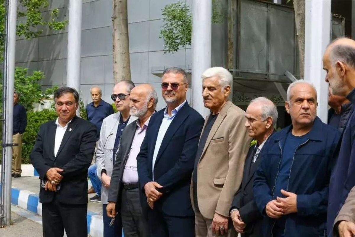 پروژه انتخاب سرمربی استقلال متوقف شد!