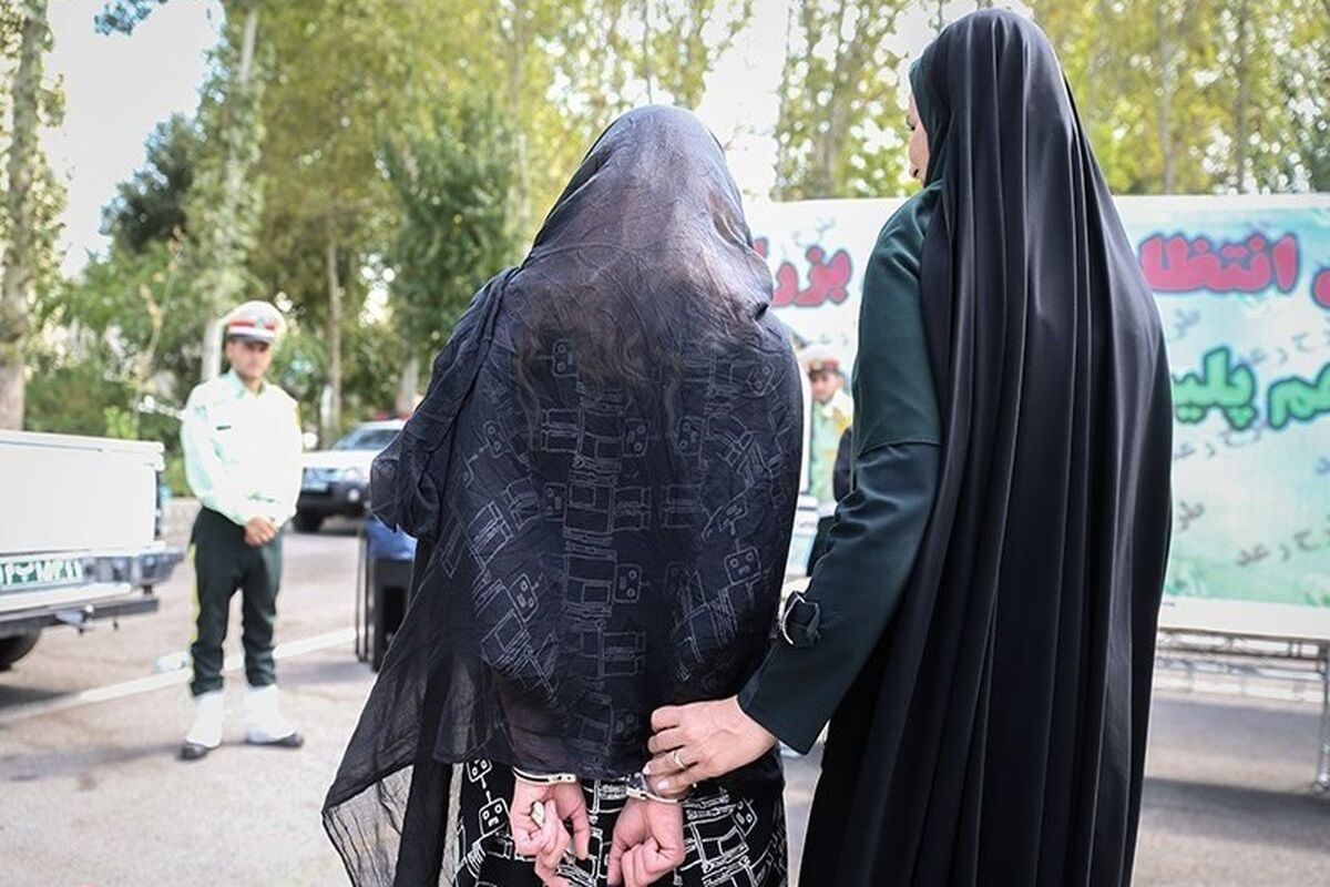 دستگیری زنی که به رانندگان تاکسی های اینترنتی هم رحم نکرد !