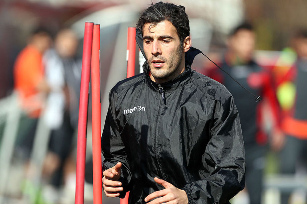 خوب نیست پرسپولیس فقط یک گلر داشته باشد